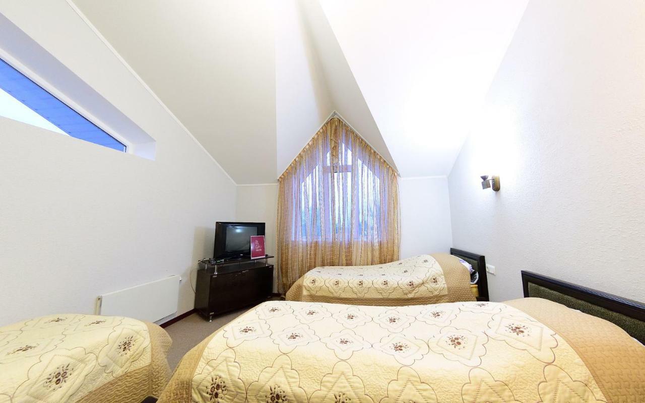 Tamchy Zlata Inn מראה חיצוני תמונה