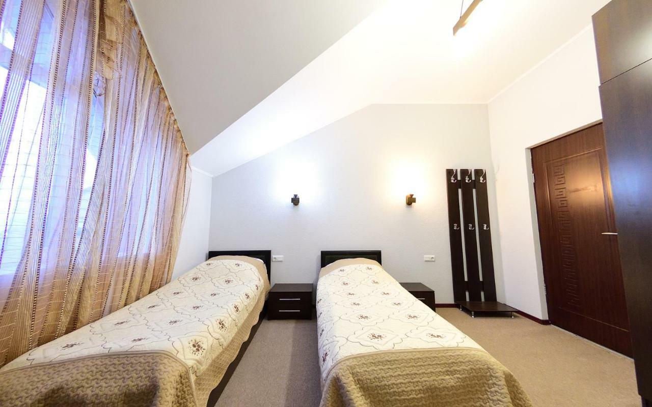 Tamchy Zlata Inn מראה חיצוני תמונה