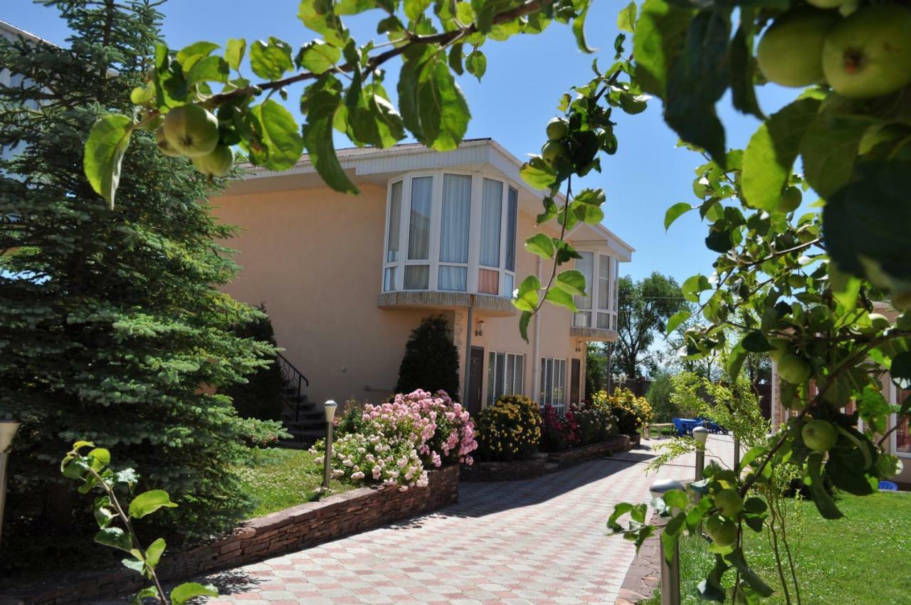 Tamchy Zlata Inn מראה חיצוני תמונה