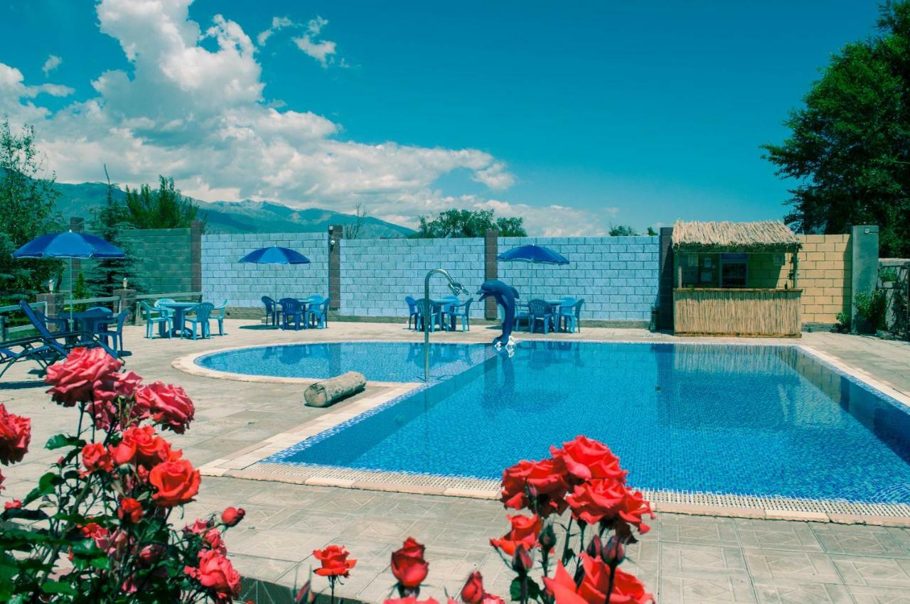 Tamchy Zlata Inn מראה חיצוני תמונה
